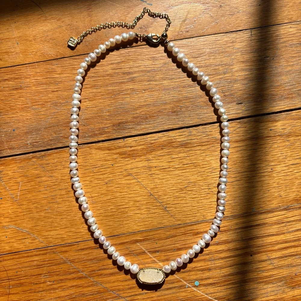 Kendra Scott REAL Ivory Pearl Necklace with Iridescent Oval Pendant